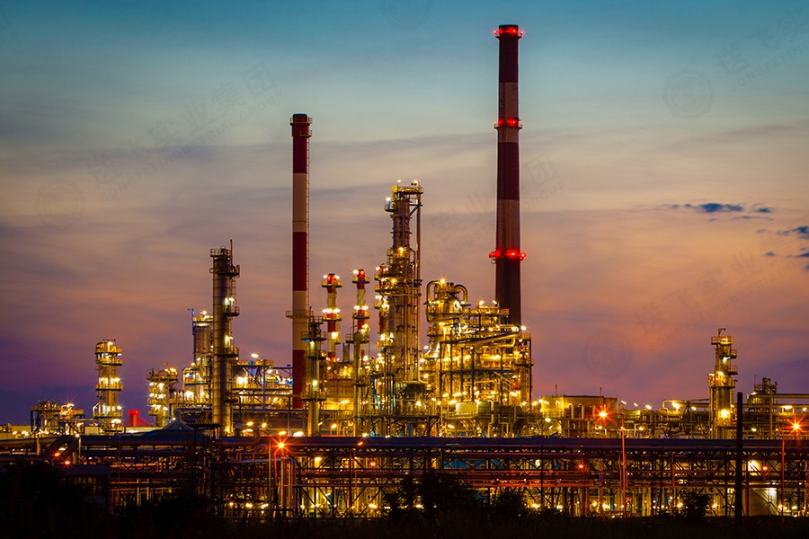 在夜晚，我們怎樣識別哪些燈具是航空障礙燈？